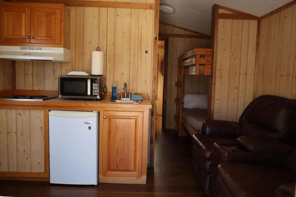 Driftwood Cabin - 2Nd Street Steinhatchee Екстериор снимка